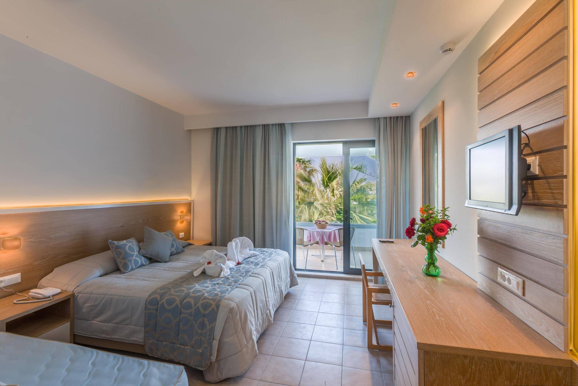 Tigaki Beach Hotel Exterior foto