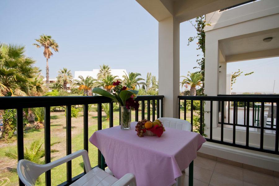 Tigaki Beach Hotel Exterior foto